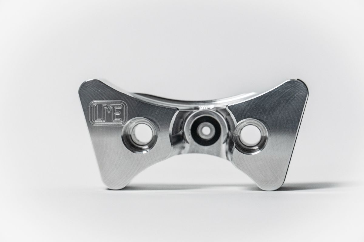 LT Timing Chain Guide